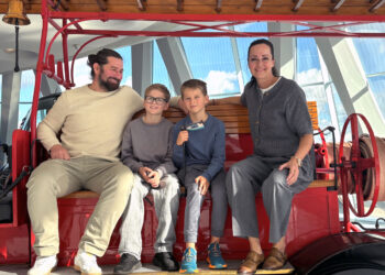 Ausflug mit Rekord: Mercedes-Benz Museum begrüßt 14-millionsten Besucher