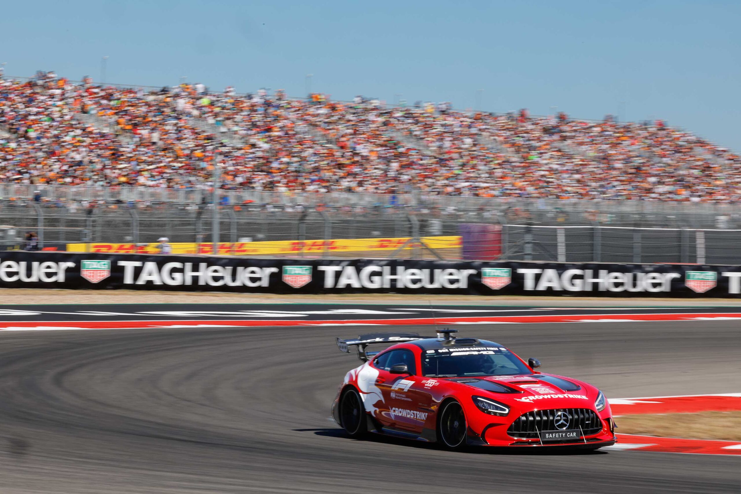 Mercedes-AMG stellt Official FIA F1® Safety und Medical Car bei allen Formel 1® Rennen