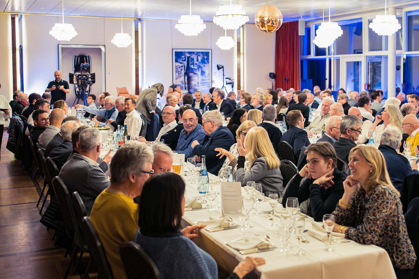 Walter Röhrl und Christian Geistdörfer
Zwei Weltmeister zu Gast im WAC
Die Rennfahrerlegenden im persönlichen Interview